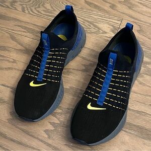 Nike React Phantom Run Flyknit 2 shoes